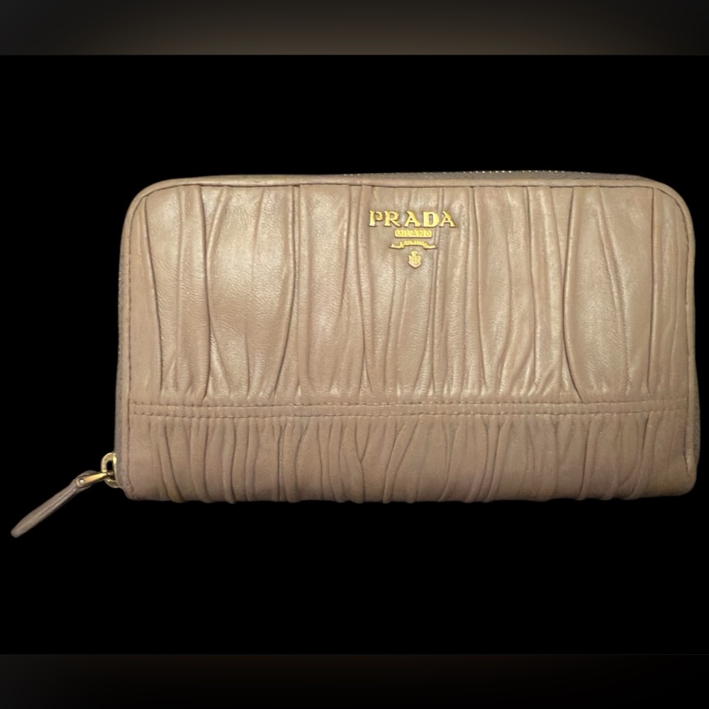 Prada Gaufre Nappa Leather Long Zip Around Zippy Wallet Beige Taupe Juta Pleated - Picture 2 of 13